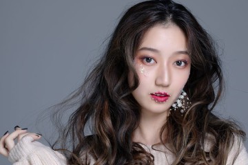 潮爆兩種樣式貓眼妝
