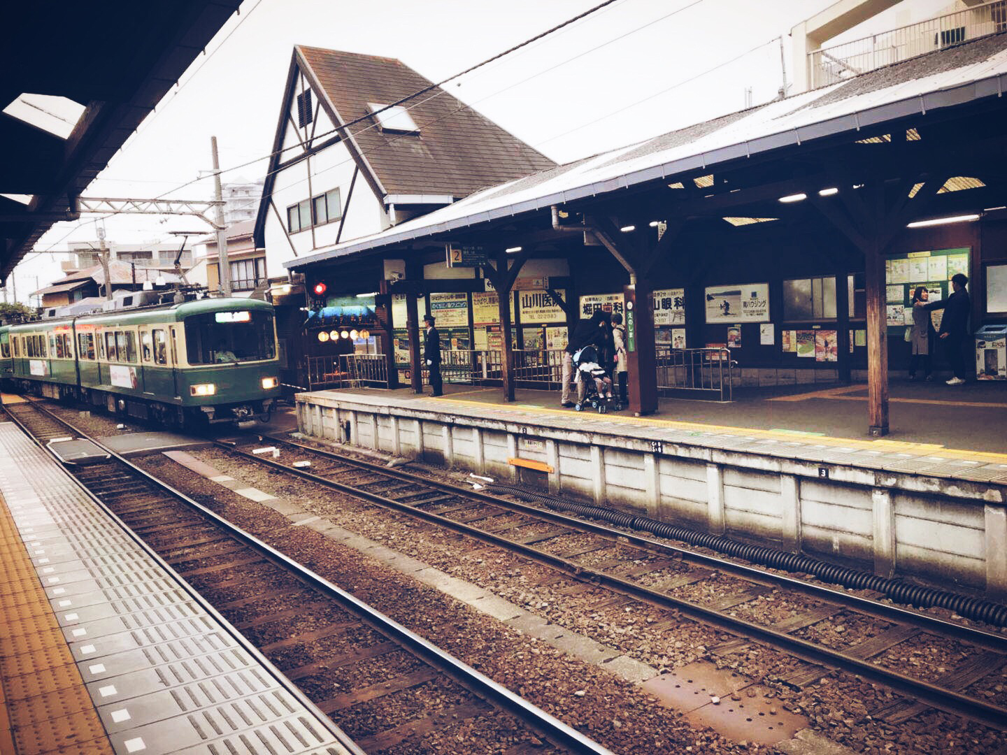 現(xiàn)在申請日本留學(xué)會不會太晚？怎樣申請比較好？