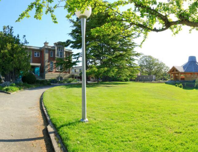 日本留學(xué)一般多少錢-日本留學(xué)費(fèi)用-價格-多少錢