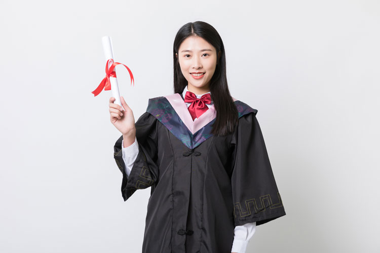 成考和自考哪個(gè)好？