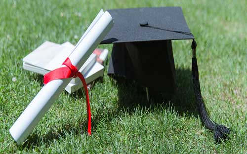 中央財經(jīng)大學(xué)日本留學(xué)好嗎？